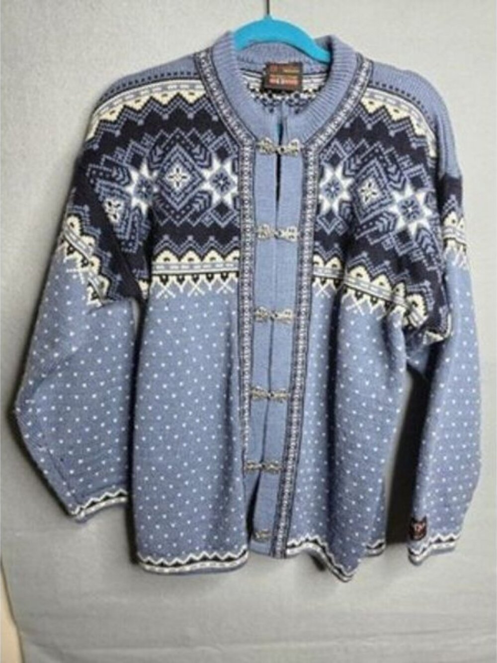 Vintage Gjestal Exclusive Norway Norwegian Large Woolen Sweater Blue/White